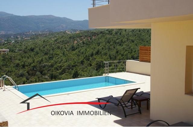 Kreta 2-Bett-Villa mit Pool und Meerblick zu verkaufen in der Nähe von Agios Nikolaos