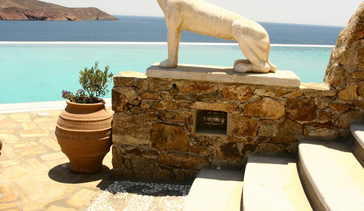 Luxury-Villa-on-Mykonos-Within-Walking-Distance-of-the-Beach-Villa-Delphinus-128691